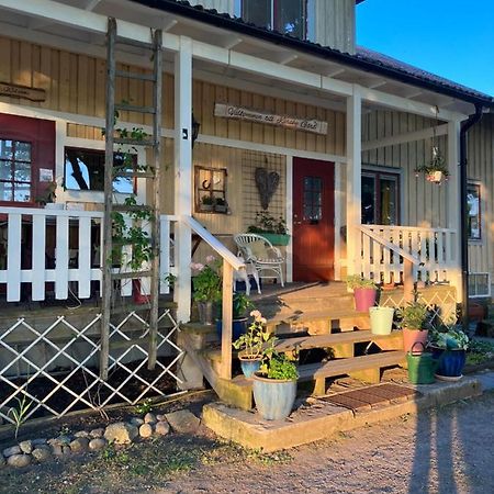 Хостел Karaby Gard, Country Living Кристинехамн Экстерьер фото