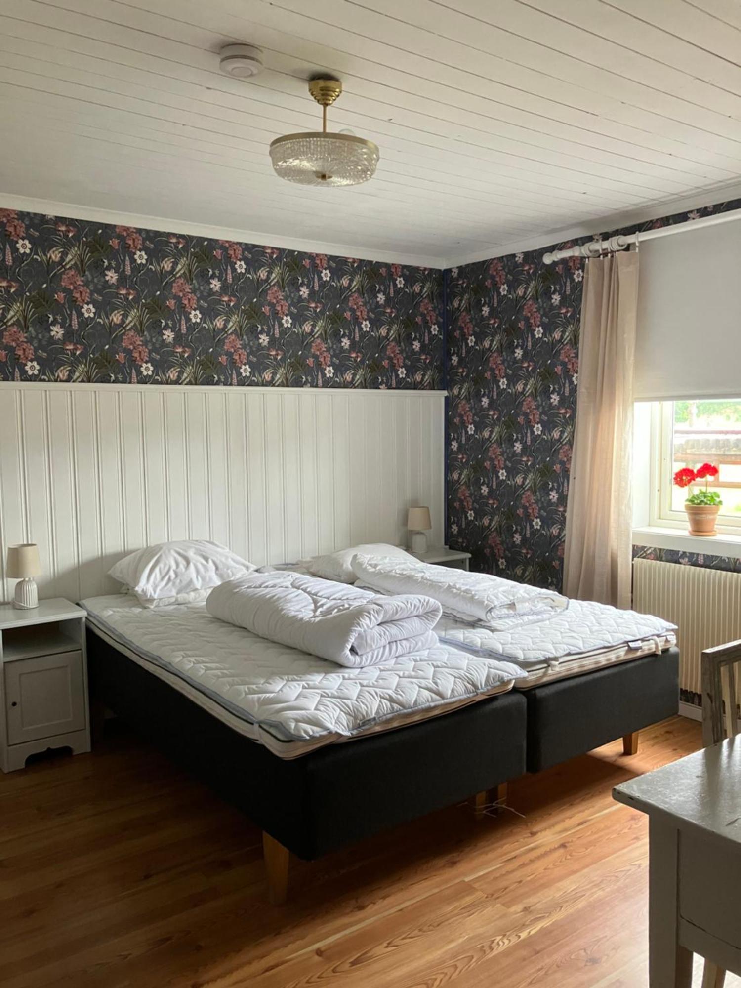 Хостел Karaby Gard, Country Living Кристинехамн Экстерьер фото